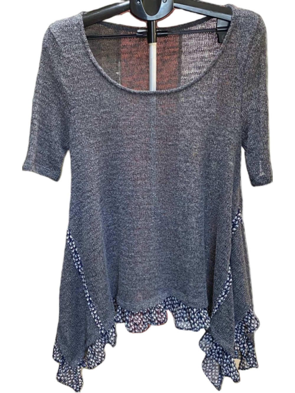 Easel Womens Large Gray Lagenlook Floral Ruffle Sharkbite Hem BohoTunic - Picture 2 of 8